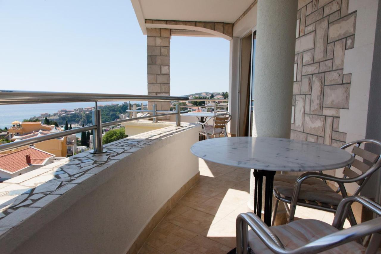 Apartments Amina Улцин Екстериор снимка
