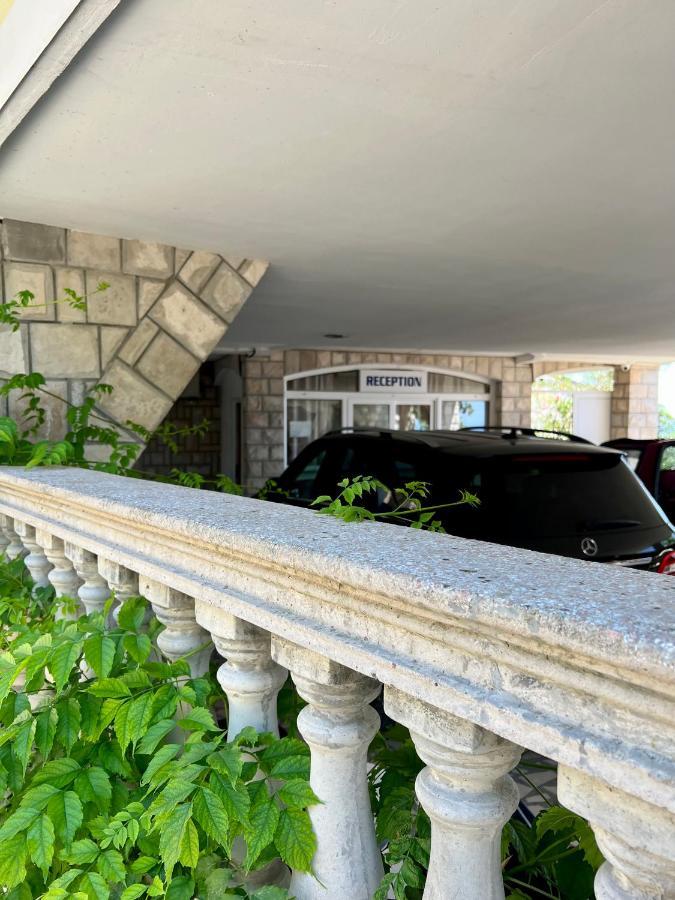 Apartments Amina Улцин Екстериор снимка