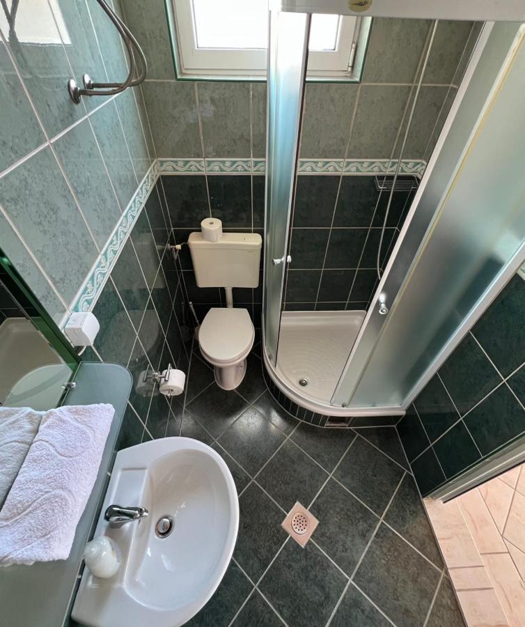 Apartments Amina Улцин Екстериор снимка